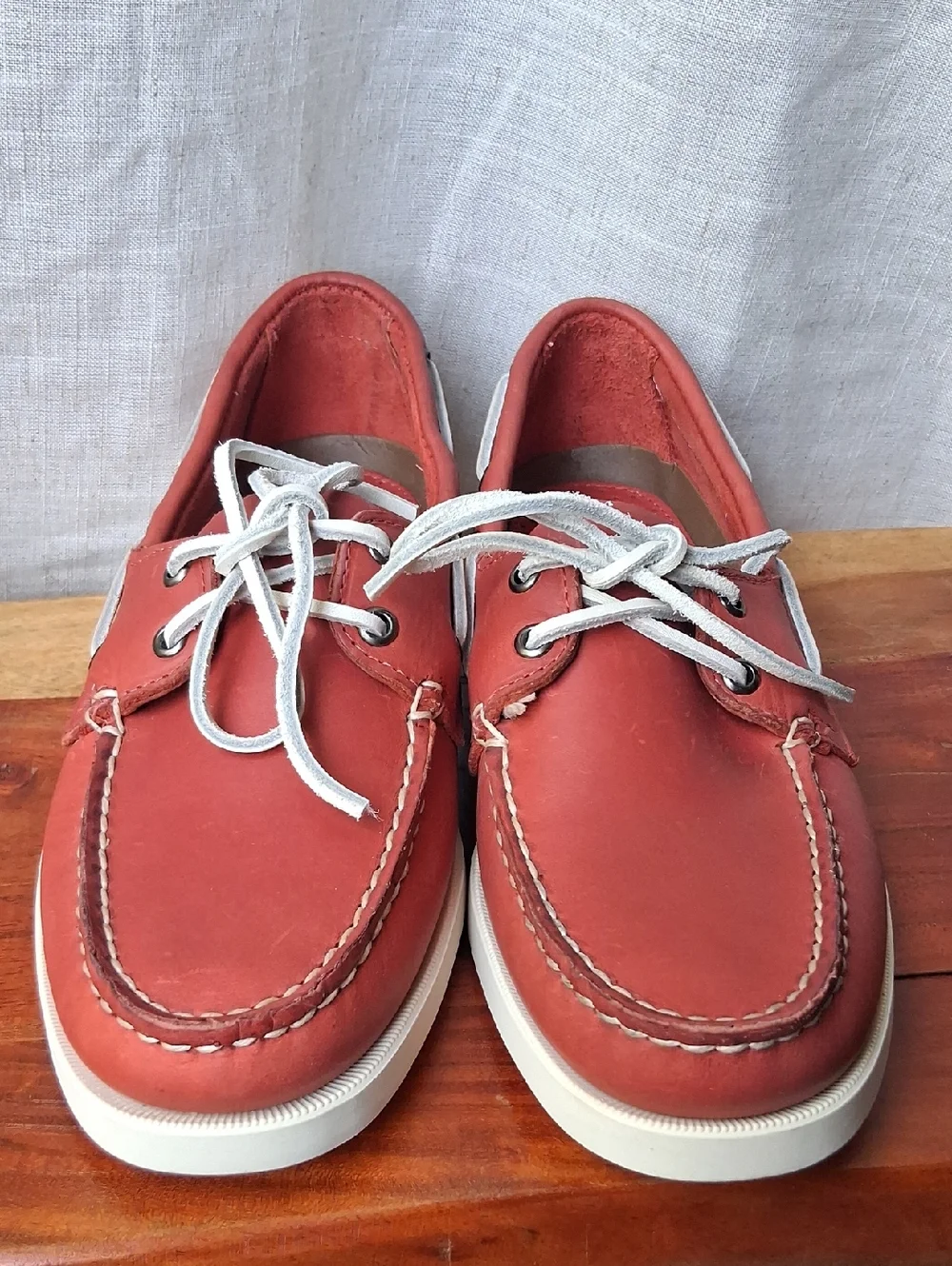 Quince Water Resistant Leather Boat Shoe Amaro Red 9.5